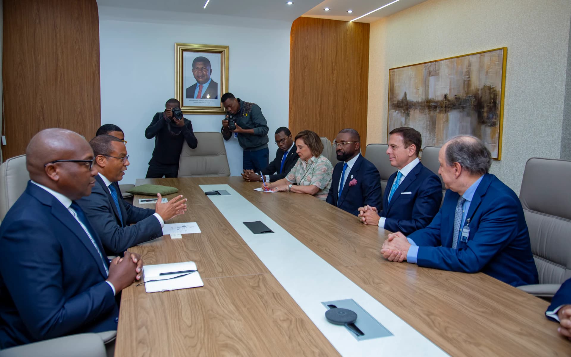 Encontro da delegação empresarial com José de Lima Massano